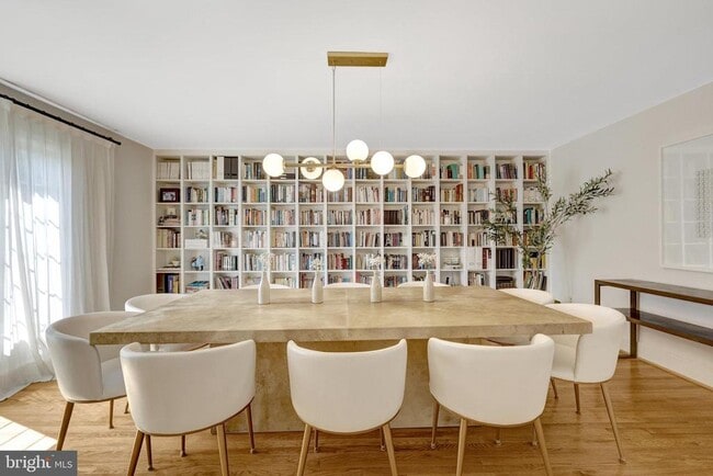 Building Photo - 6305 Dunaway Ct