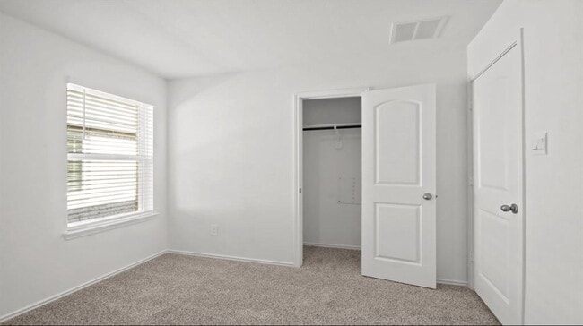 Building Photo - 23815 Hilltop Cyn Ln