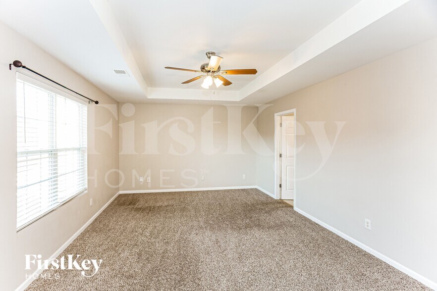 Building Photo - 12814 Coral Sunrise Dr