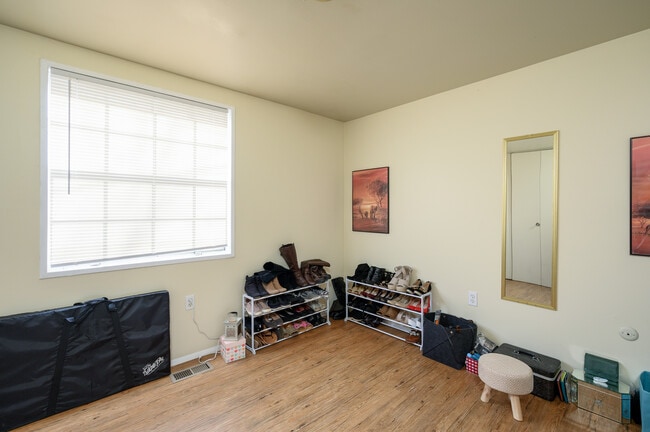 Building Photo - Littlestown Village