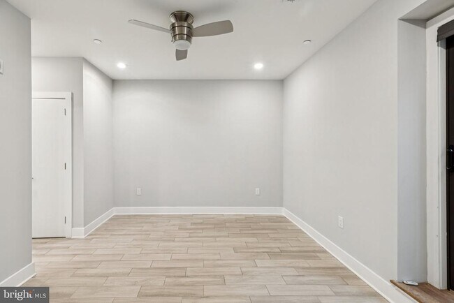 Building Photo - 814 N Uber St