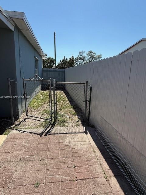 Building Photo - 4141 SW 38th St