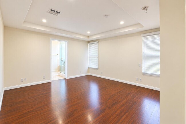 Building Photo - 23615 Welby Way