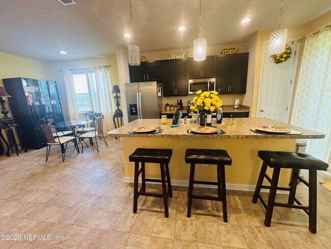 Building Photo - 12573 Grn Mdw Dr