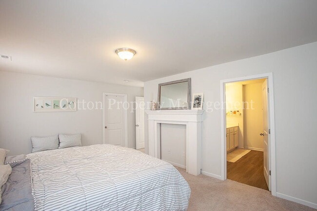 Building Photo - 142 Presley Ln