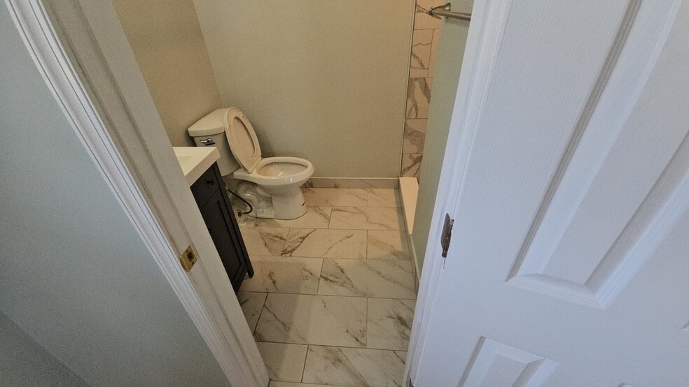 Building Photo - 2505 McKenzie Rd