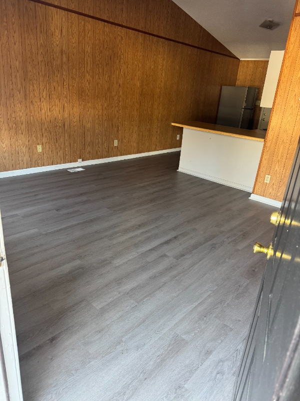 Building Photo - 212 Cooper St