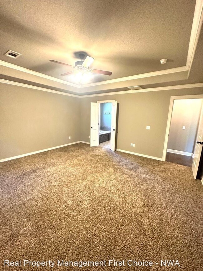Building Photo - 3 br, 2 bath House - 5607 SW Gunstock Road