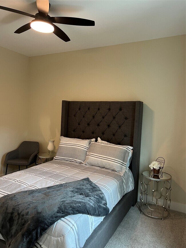 Building Photo - 9441 Radio Rd