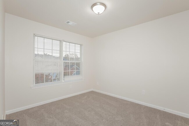 Building Photo - 4709 Autumn Rose Trail
