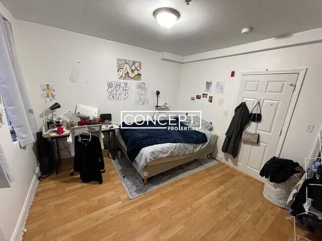 Building Photo - 243 Northampton St