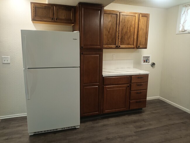 Building Photo - 9658 W Heather Rd