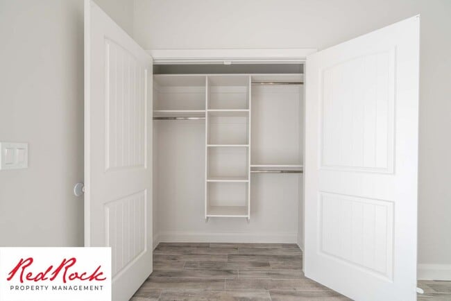 Building Photo - Single Family Home in Hurricane with an attached Casita!