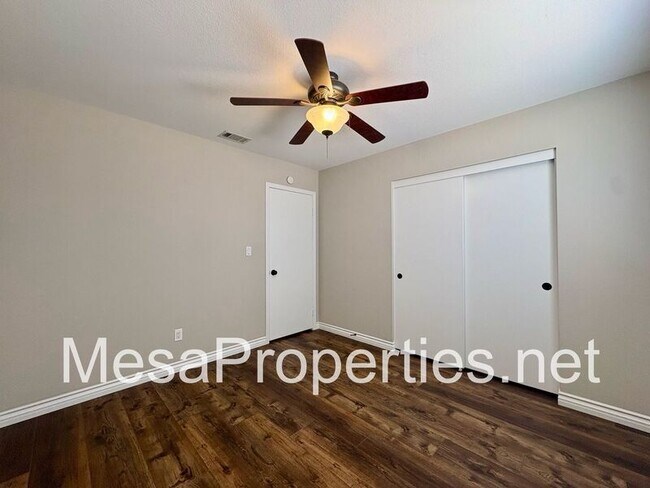 Building Photo - 7891 Corona Ave