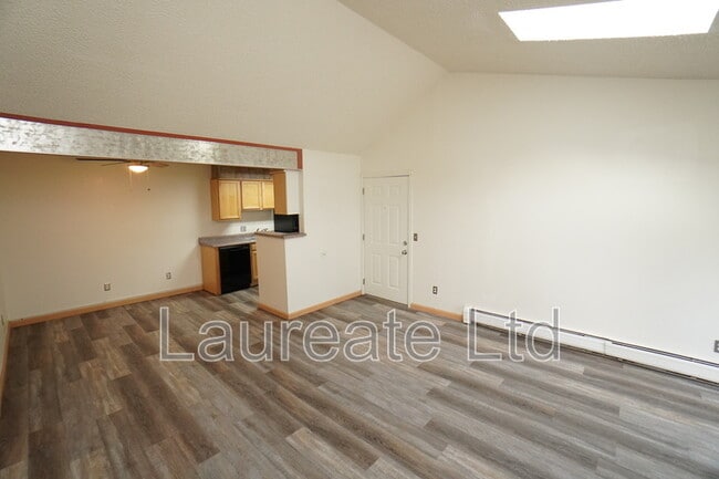 Building Photo - 381 S Ames St