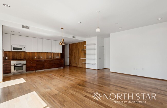 Building Photo - One of a Kind Clinton Condominium