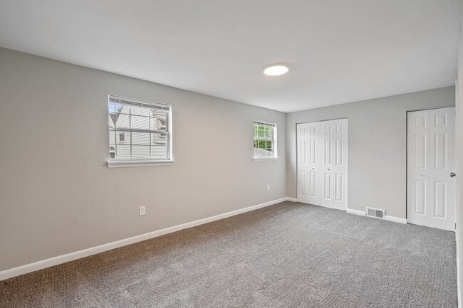 Building Photo - 322 Gildenfenny St