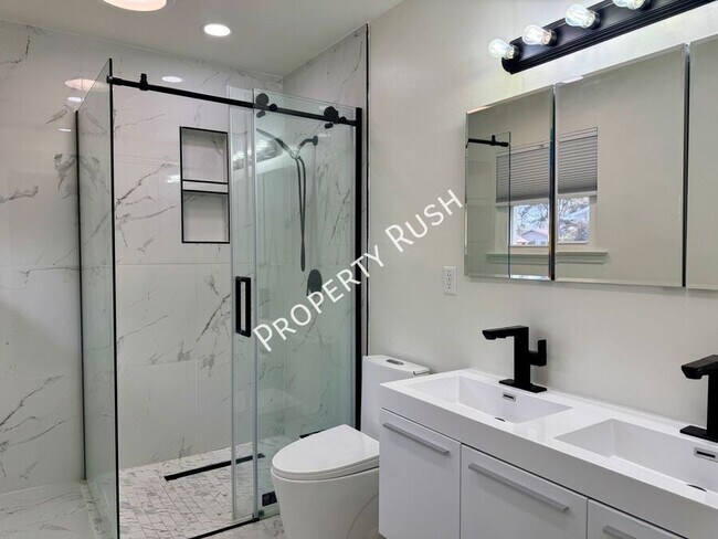 Building Photo - 7339 Brookside Dr