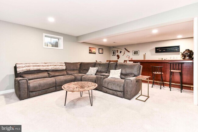 Building Photo - 10428 Collingham Dr