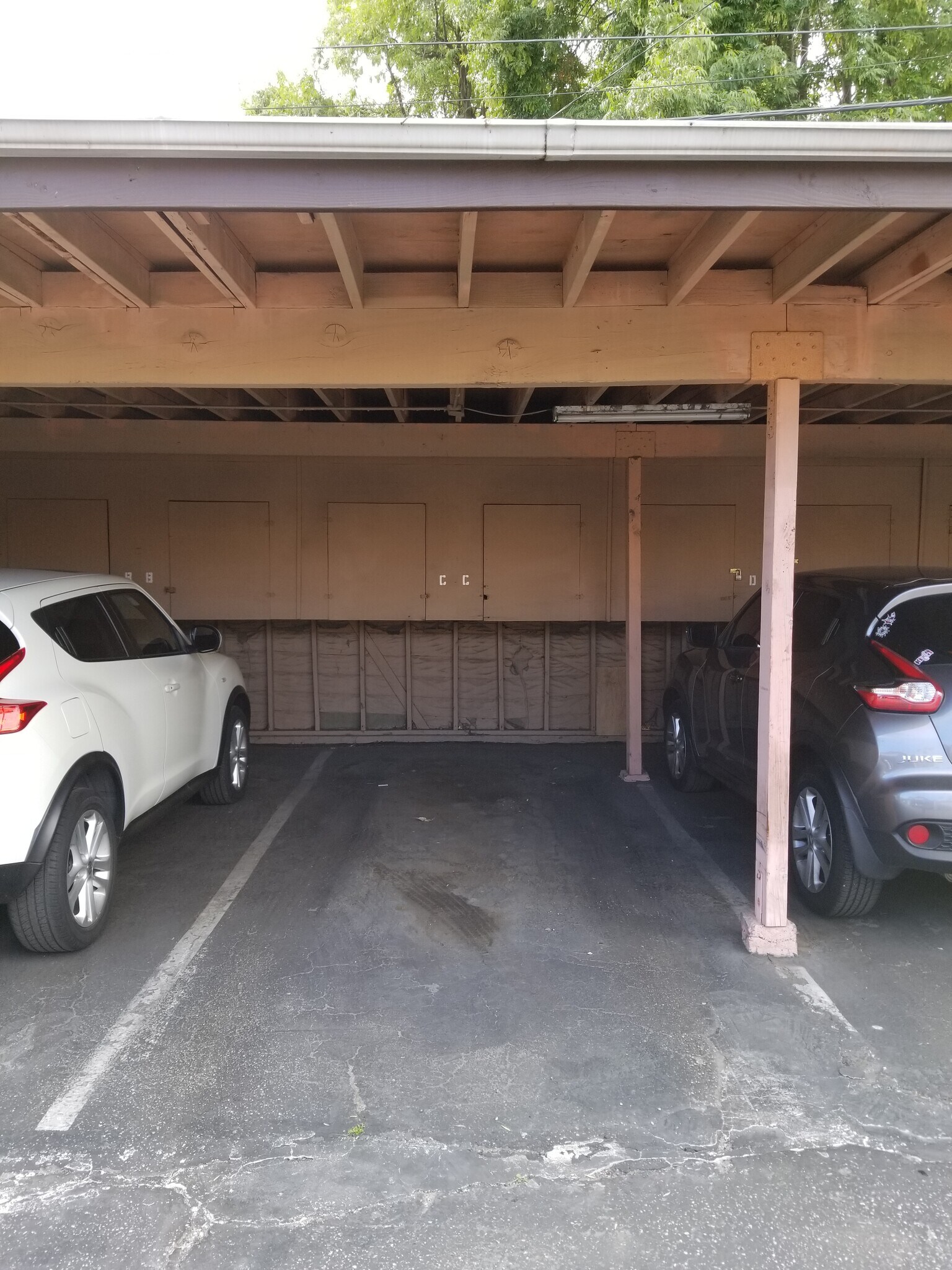 Parking - 265 San Marcos St