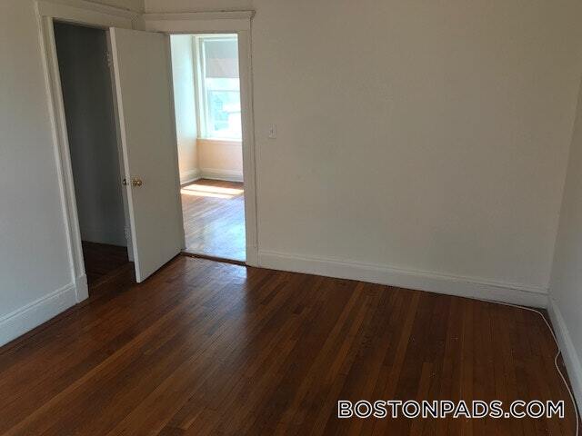 Building Photo - 1163 Boylston St