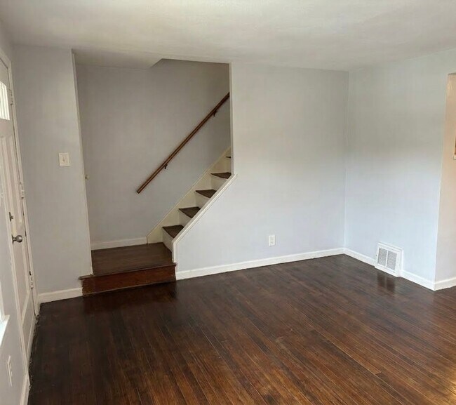 Building Photo - 46 Wenzell Pl
