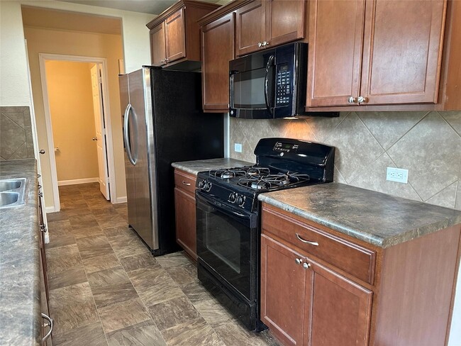 Building Photo - 307 Wildcat Dr