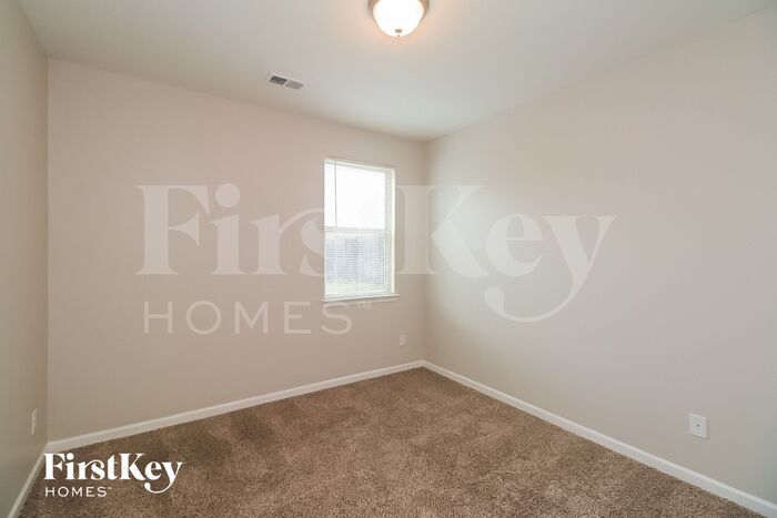Building Photo - 4287 Sir Dixon Dr