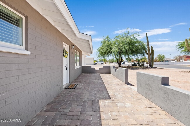 Building Photo - 10535 E Boulder Dr