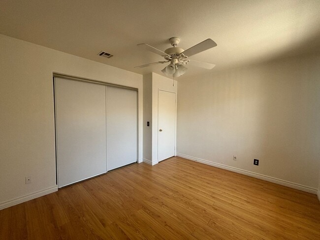 Building Photo - West Palmdale Townhouse