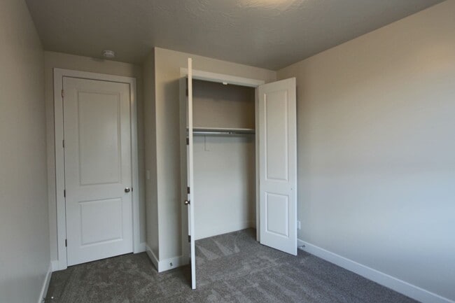 Building Photo - BRAND NEW: 2170+ SQFT and majestic VIEWS