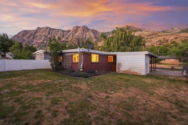 Building Photo - 785 Simoron Dr