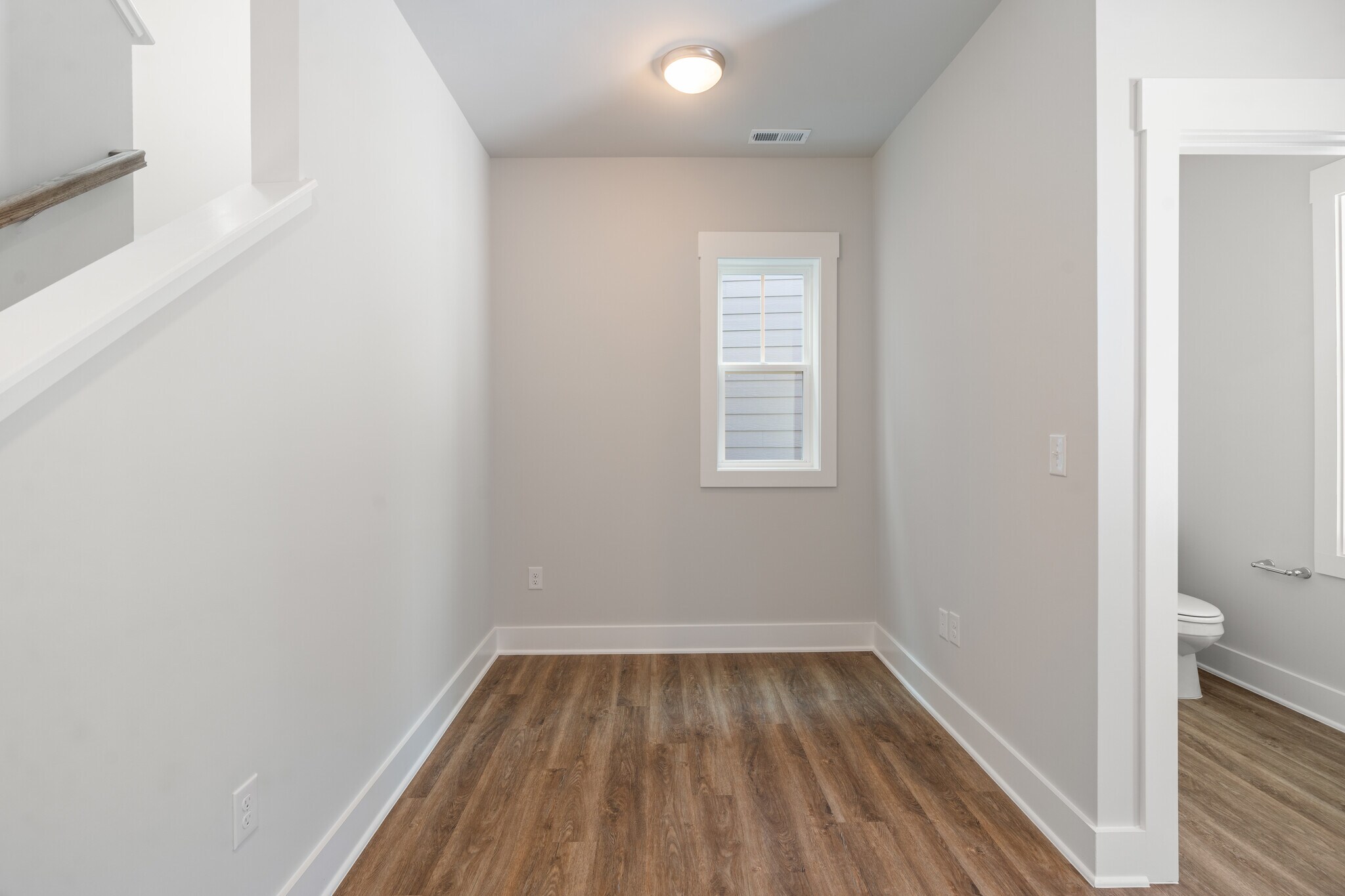 Building Photo - 125 Beacon Dr