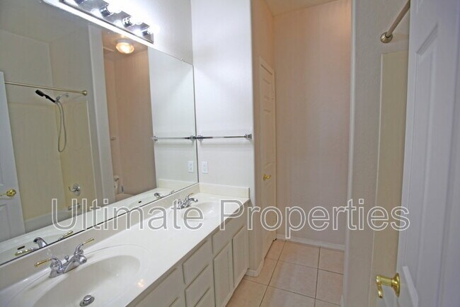 Building Photo - 25602 N 68th Dr