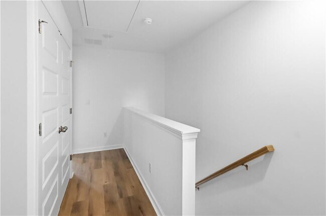 Building Photo - 1312 Lakota