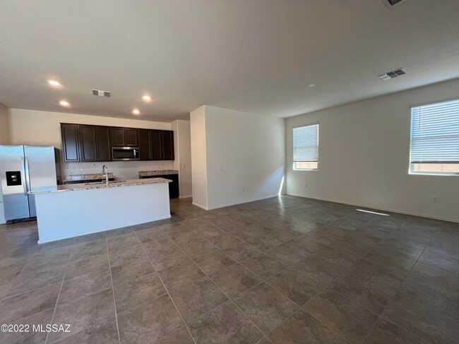 Building Photo - 7838 S New Strike Way