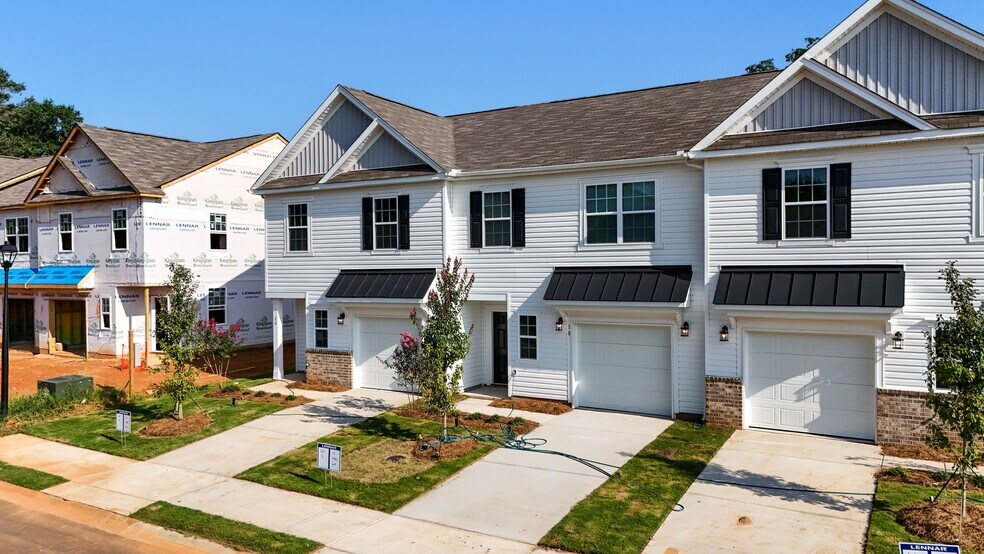 Building Photo - 18 Twiggs Ln