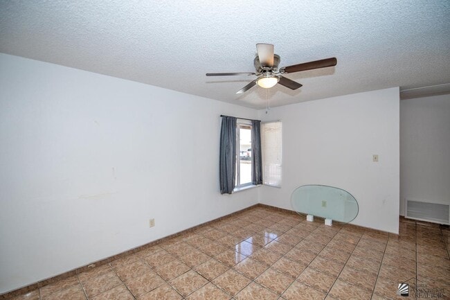 Building Photo - 2257 W 18th St