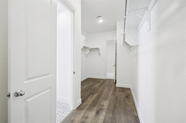 Building Photo - 4101 Hawthorn Dr