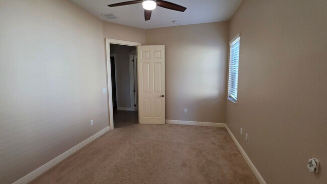 Building Photo - Stunning 3 Bedroom, 3 Bath Home – 2,500 sq/ft – Oversized Garages & Modern Upgrades