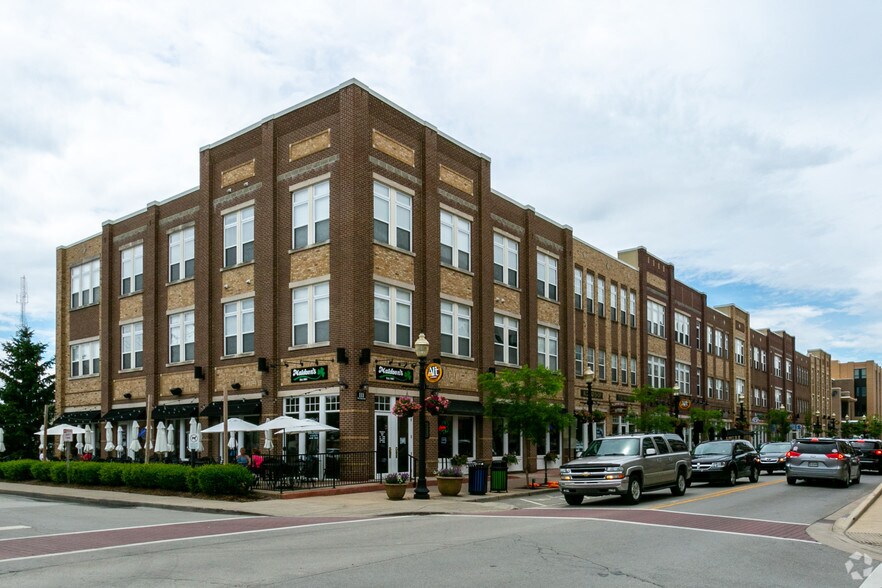 OLD TOWN ON THE MONON 111 W Main St Carmel IN 46032 Apartment Finder