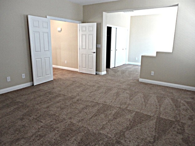 Building Photo - 2884 Gables Vale Ct
