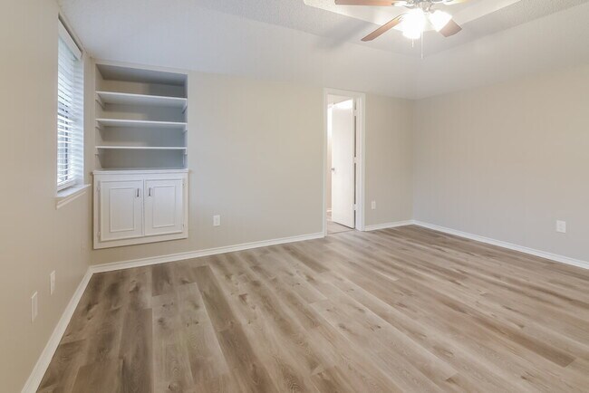 Building Photo - 436 Northwood Trail
