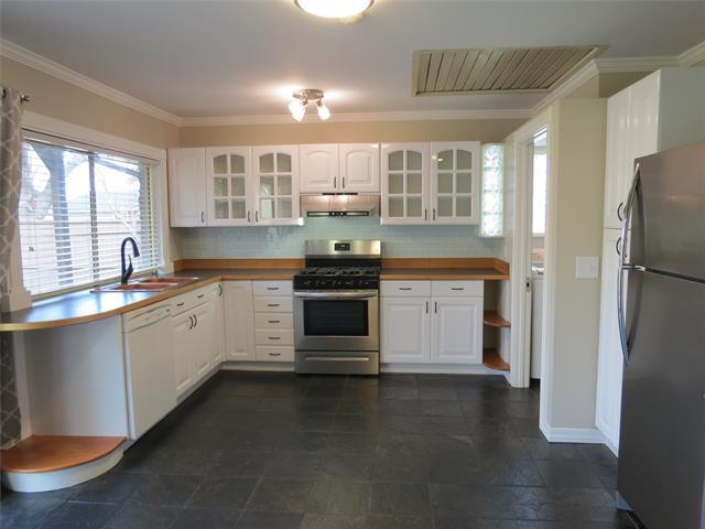 Building Photo - 1234 Briarcove Dr