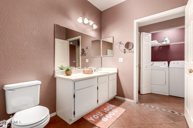 Building Photo - 3236 E Chandler Blvd