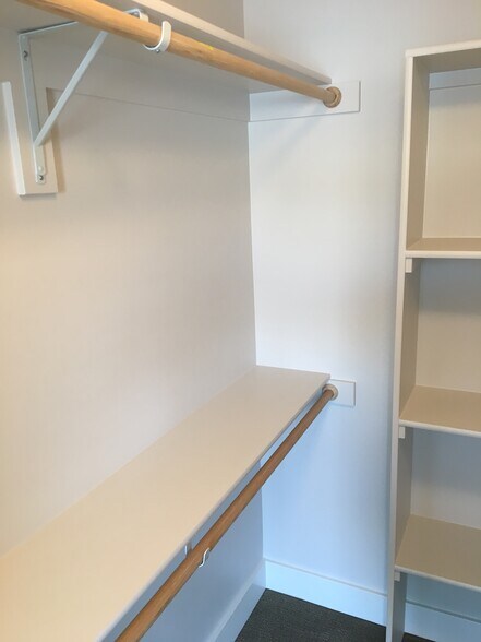 bedroom closet - 5305 Westmorland Dr