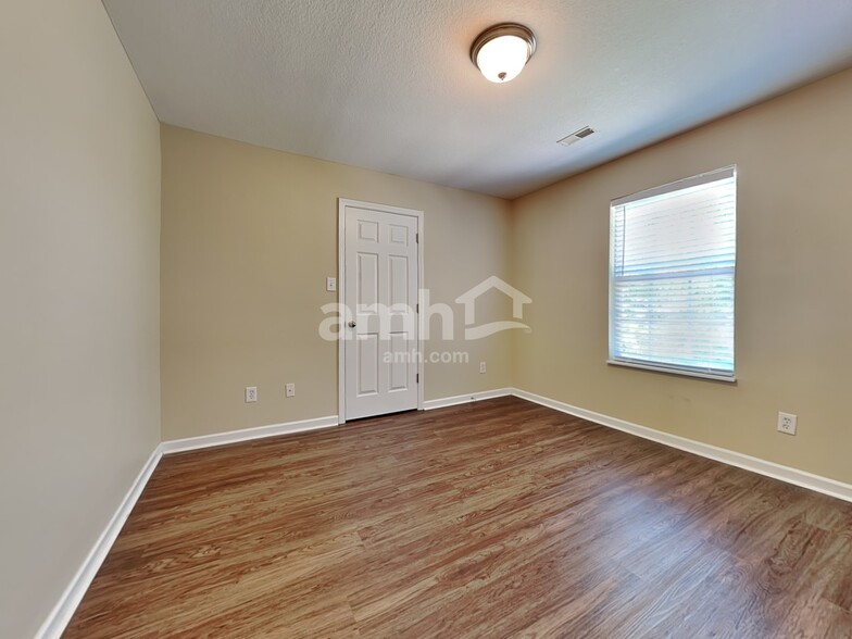 Building Photo - 2534 Fernbank Rd