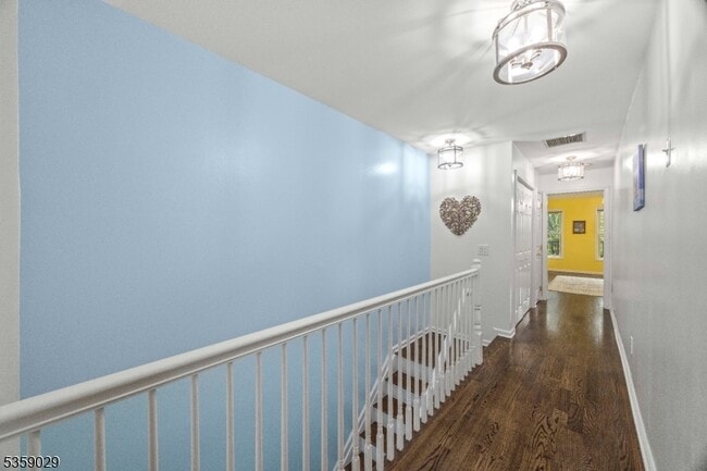 Building Photo - 472 Hartford Dr