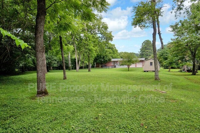 Building Photo - 6541 Jocelyn Hollow Rd
