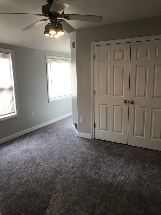 Interior Photo - 1018 Bingham St